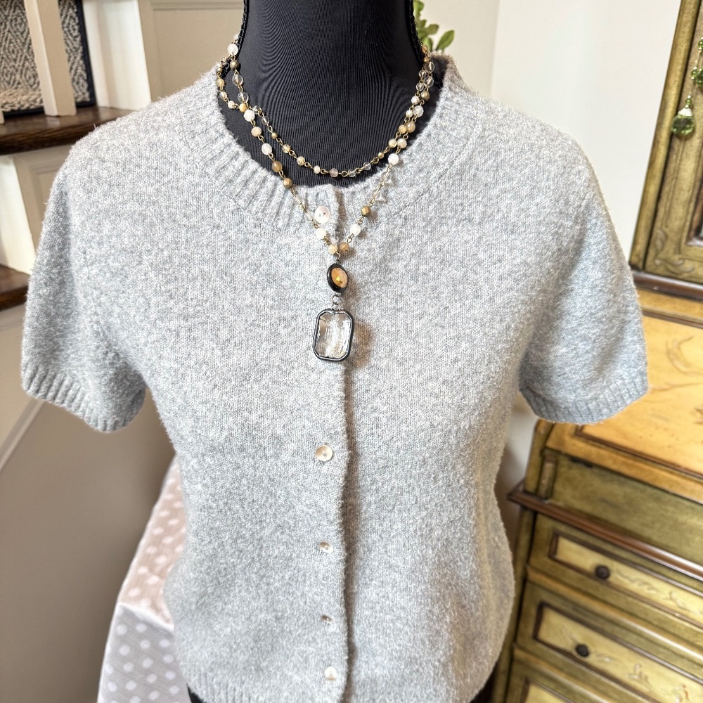 URBAN OUTFITTERS "Kimchi Blue" Women's Gray Crop Sweater Size Medium